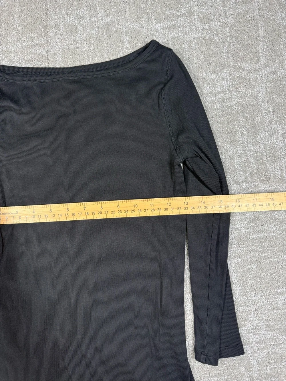 Everlane Black Ribbed Long Sleeve Crewneck Shirt Women Size M - Picture 2 of 6